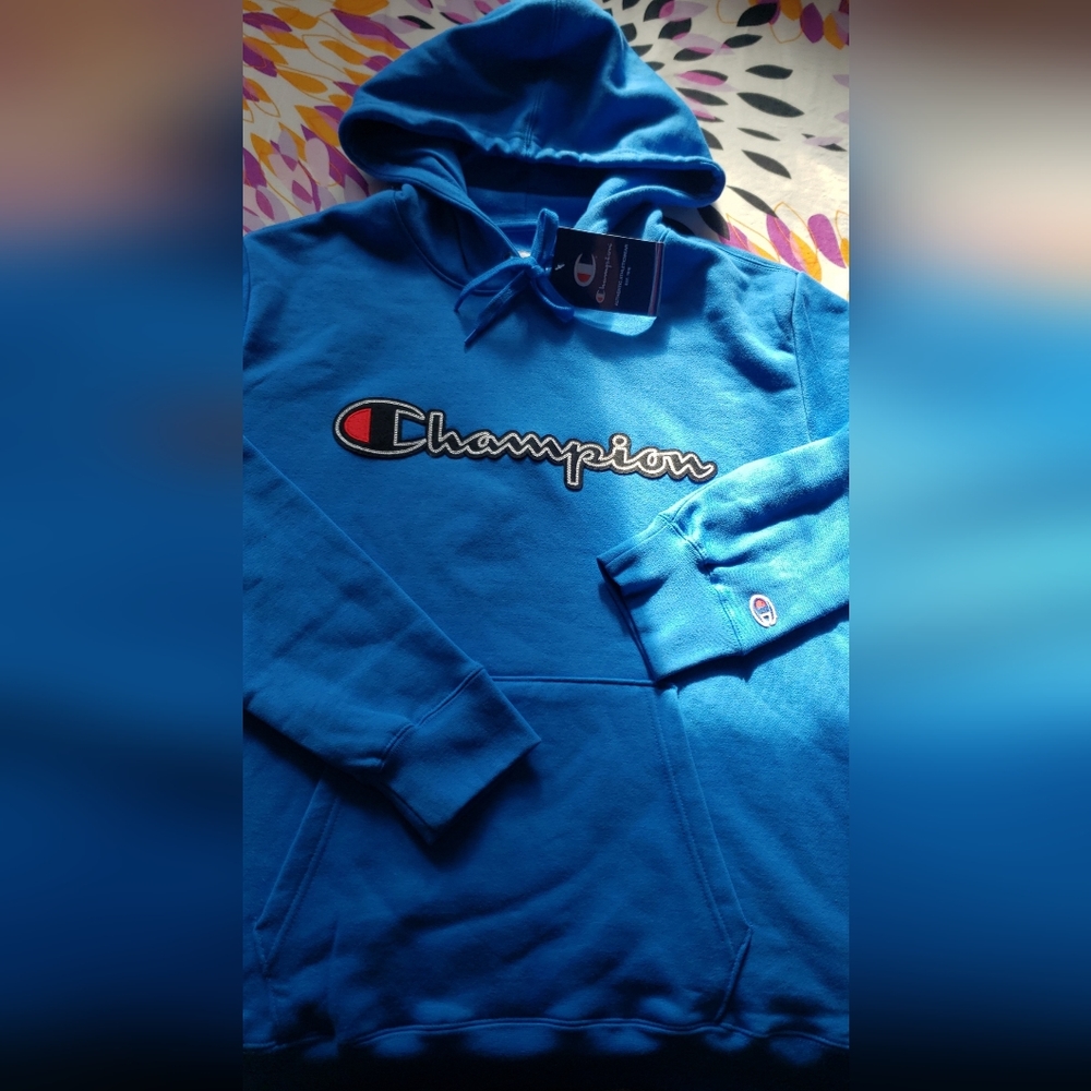 Champion hoodie size L brand New Pick up Only